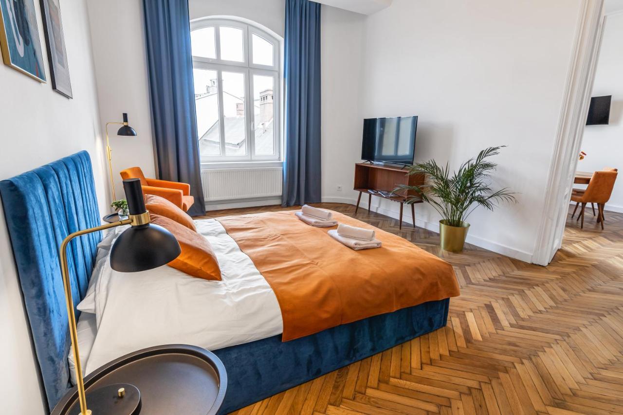 2Bcomfy - Barlickiego Apartment Bielsko-Biala Bagian luar foto
