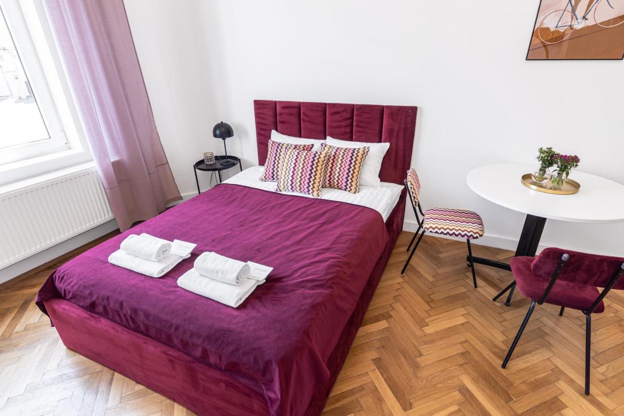 2Bcomfy - Barlickiego Apartment Bielsko-Biala Bagian luar foto