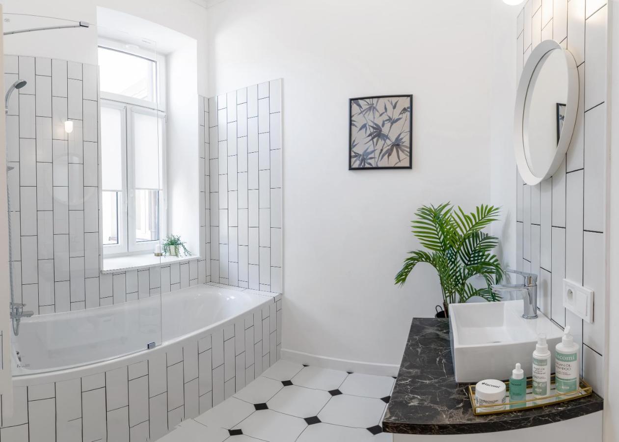 2Bcomfy - Barlickiego Apartment Bielsko-Biala Bagian luar foto