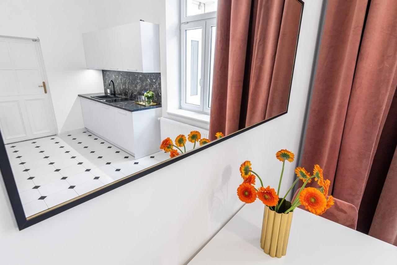 2Bcomfy - Barlickiego Apartment Bielsko-Biala Bagian luar foto